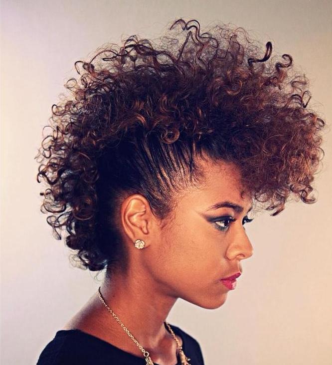 15 Gorgeous Mohawk Hairstyles For Women This Year