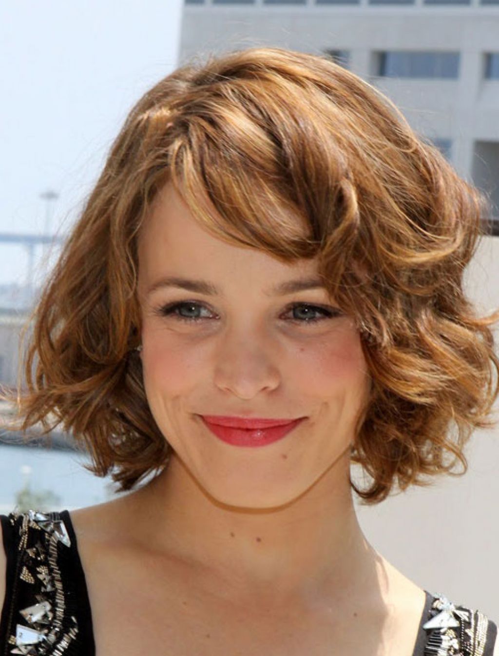 Medium Short Curly Haircuts