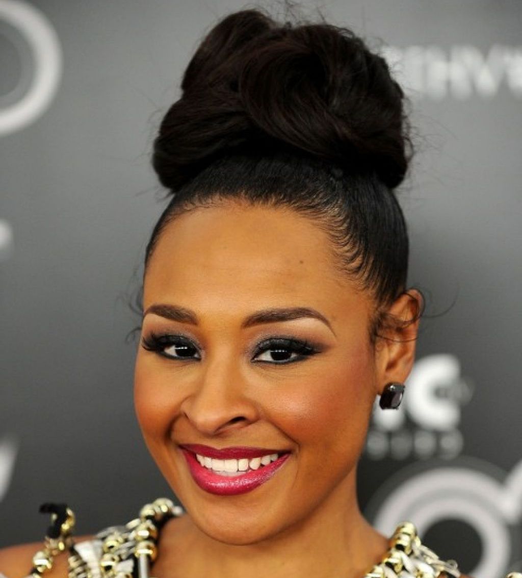 15 Updo Hairstyles for Black Women Who Love Style In 2021