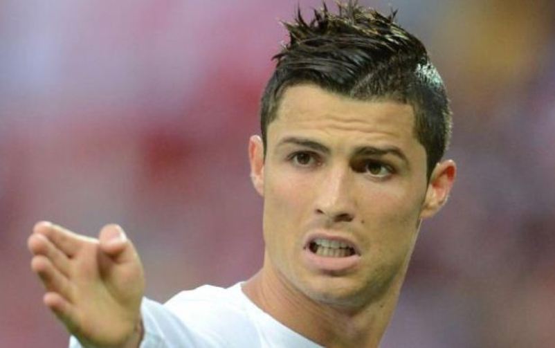 Christiano Ronaldo Haircut 15 New And Trendy Styles To