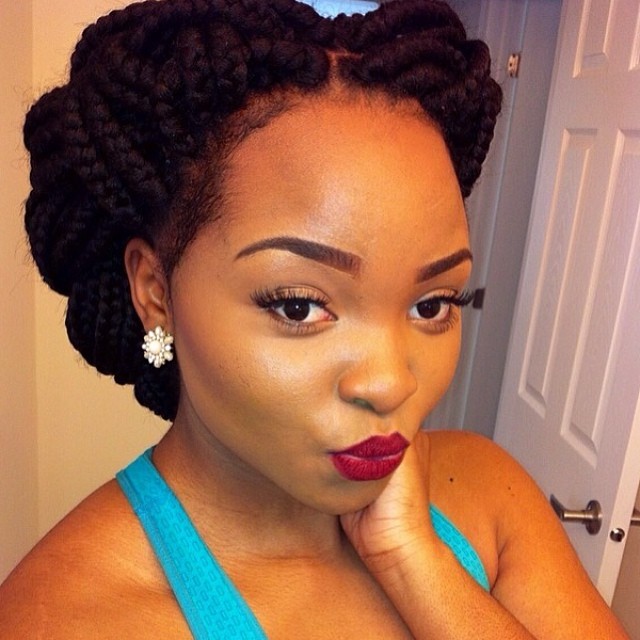 12 Jumbo Box Braids Styles That Make Bold Fashion Statement