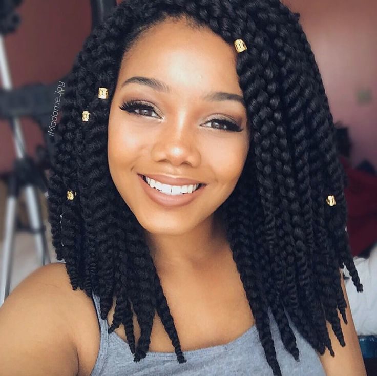 12 Jumbo Box Braids Styles That Make Bold Fashion Statement